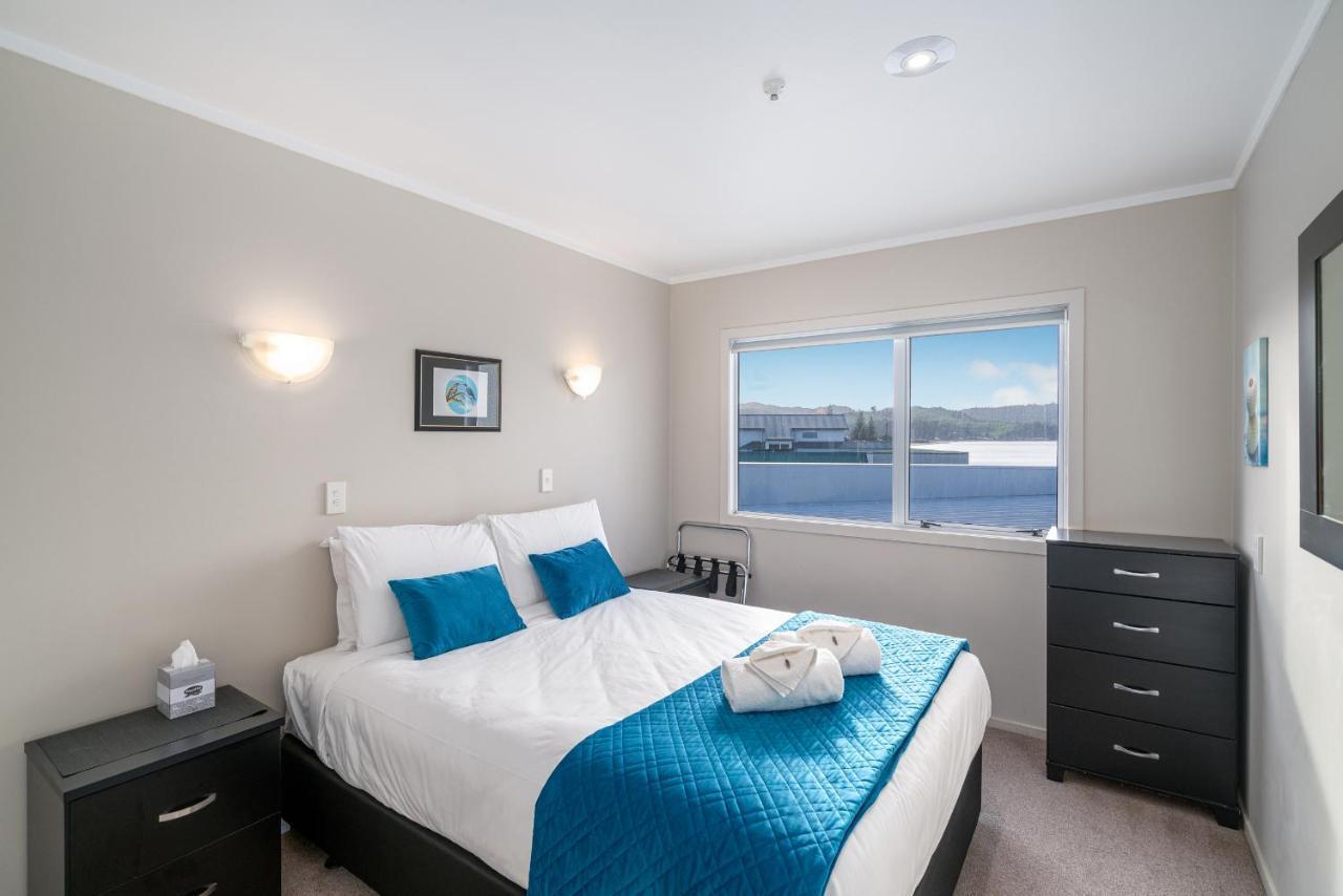 Waterfront Apartments Whitianga Exterior foto