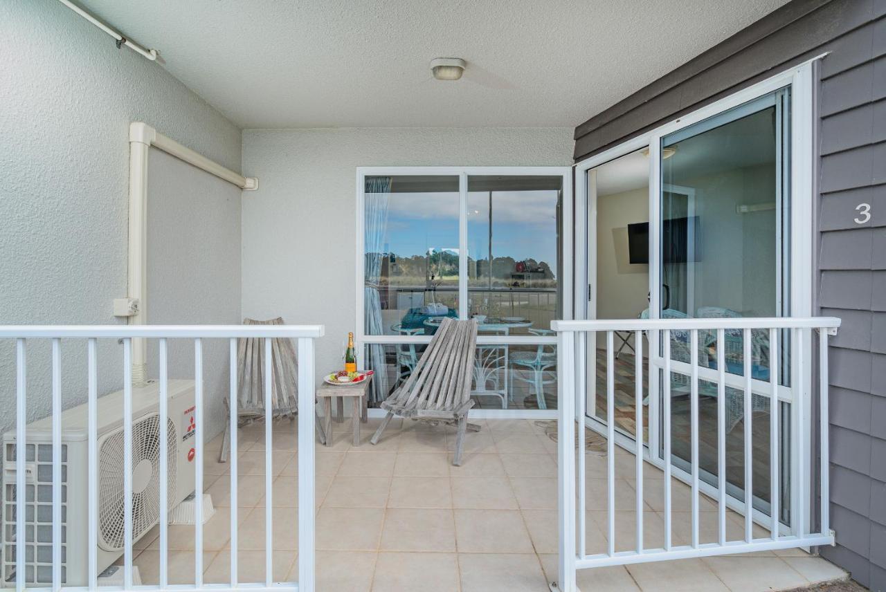 Waterfront Apartments Whitianga Exterior foto