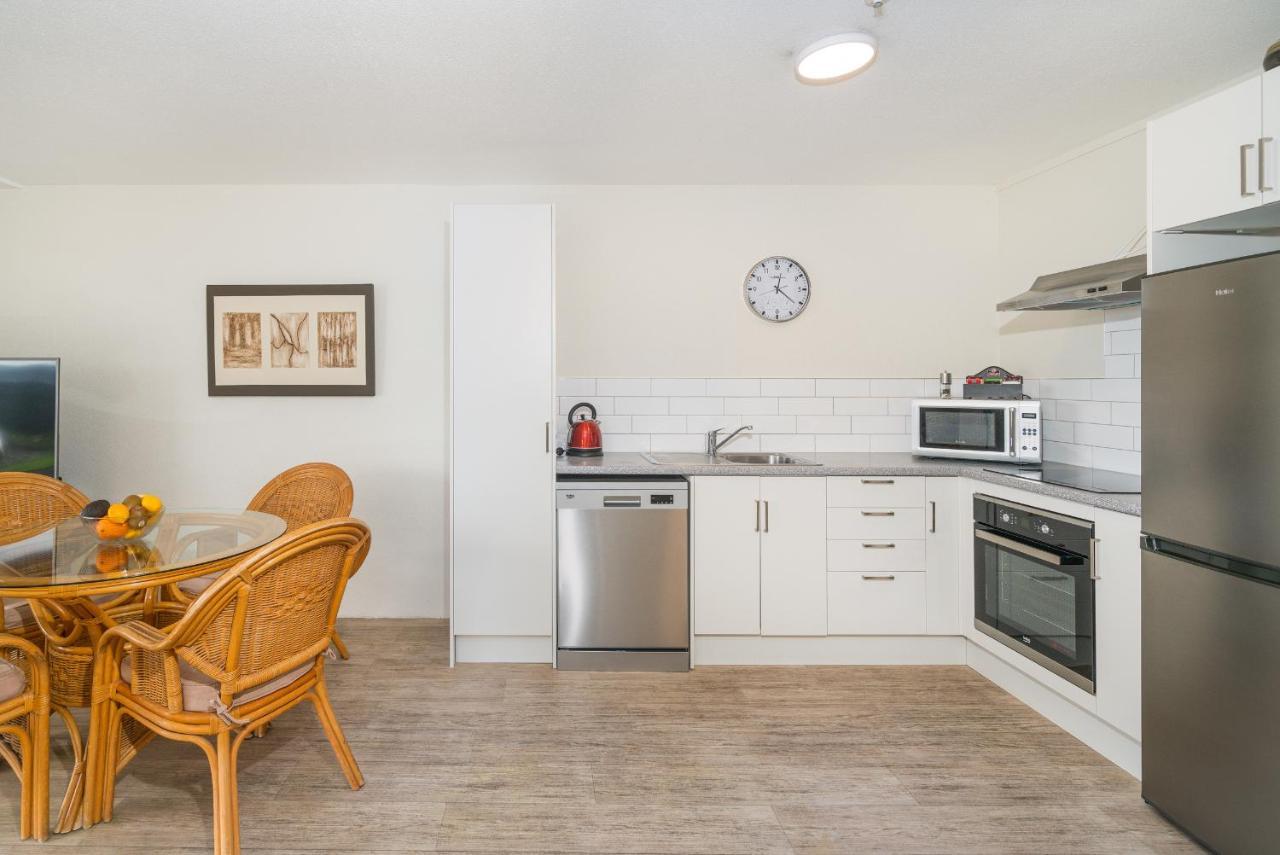 Waterfront Apartments Whitianga Exterior foto