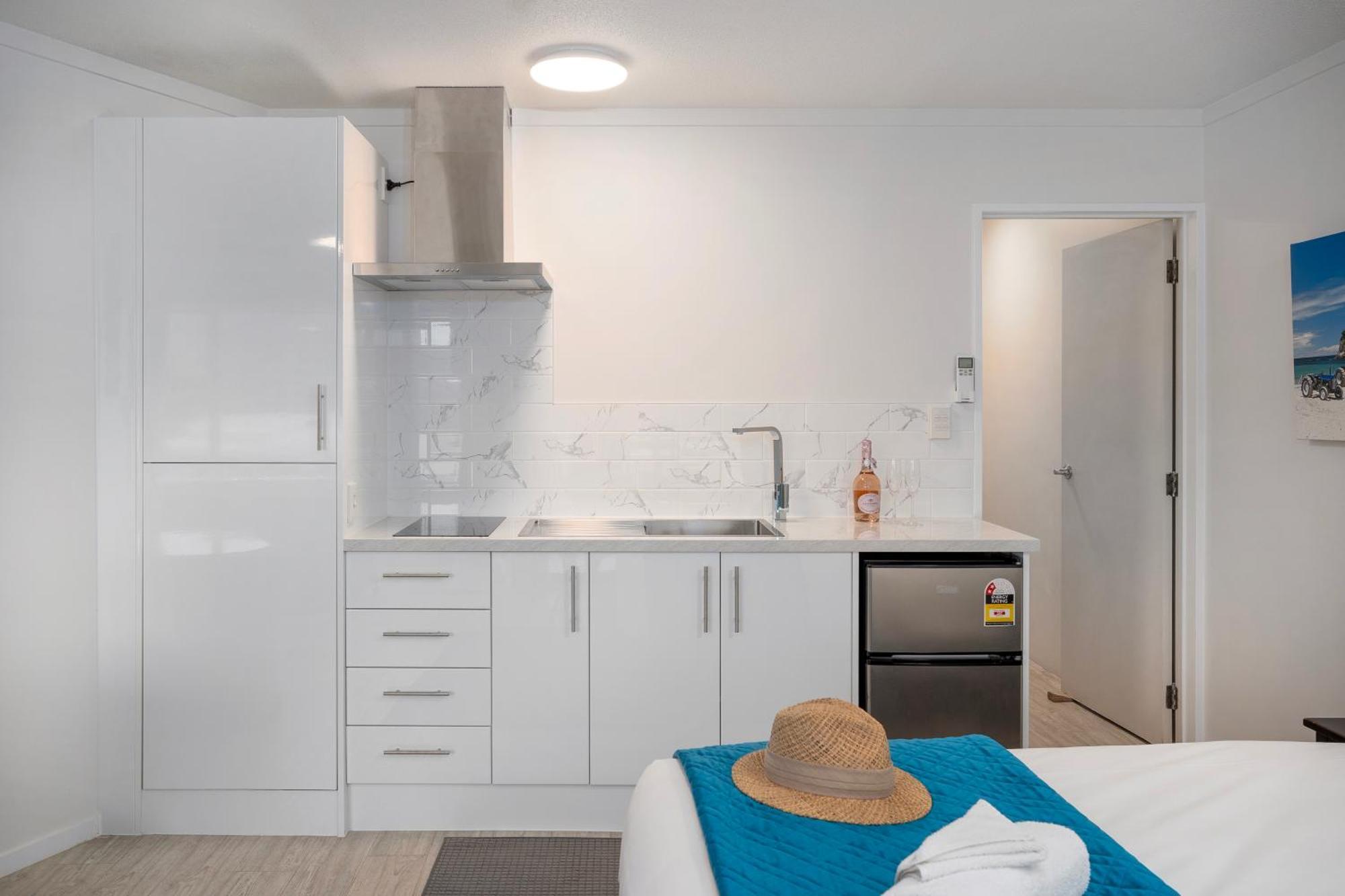 Waterfront Apartments Whitianga Exterior foto