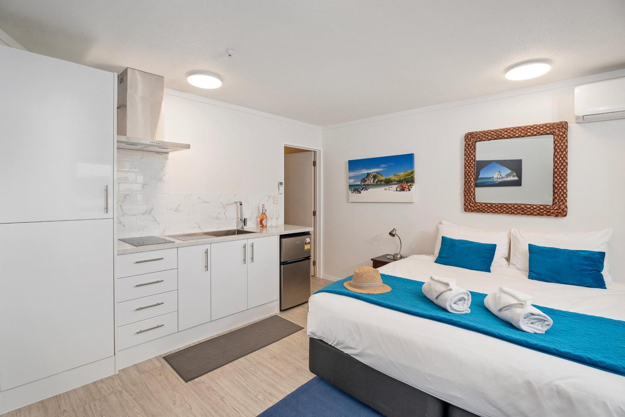 Waterfront Apartments Whitianga Exterior foto